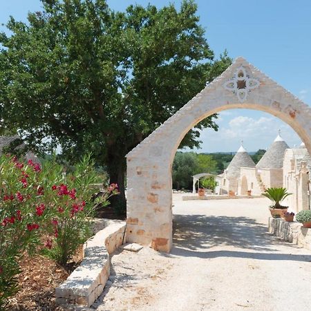 Trulli Vules Aparthotel Ostuni Exterior foto